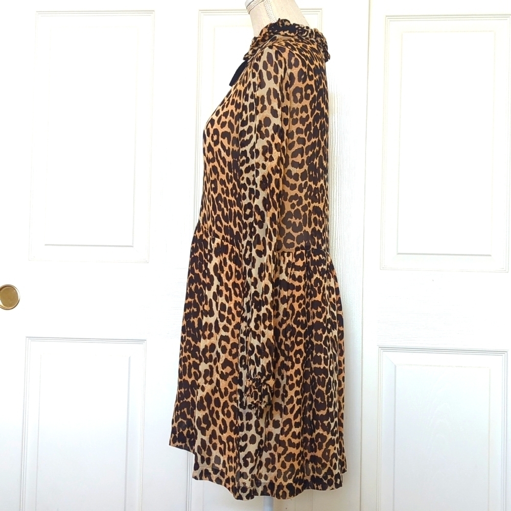 GANNI Fairfax Georgette Short Dress in Leopard - Picture 5 of 10